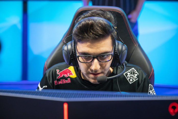 Nisqy Red Bull Gaming Ground @HOME’da vadiye iniyor