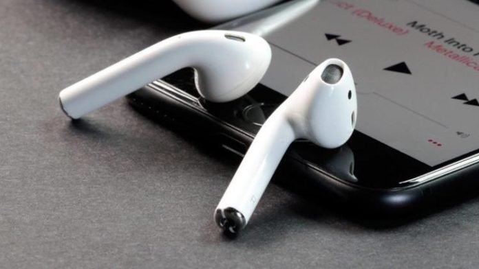 Apple, AirPods Pro'ya 3 boyutlu ses guncellemesi getiriyor