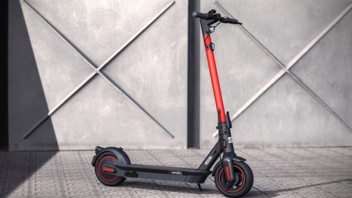 seatin-elektrikli-scooteri-satisa-sunuldu seatin-elektrikli-scooteri-satisa-sunuldu (1)