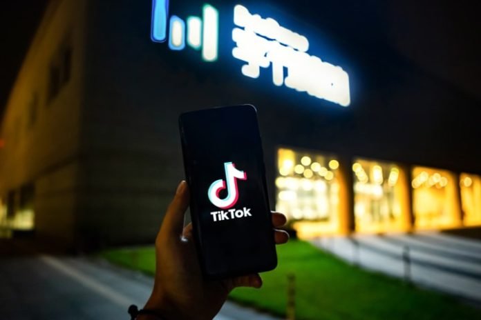 Microsoft'un ardindan Oracle da TikTok'a talip Microsoft'un ardından Oracle da TikTok'a talip