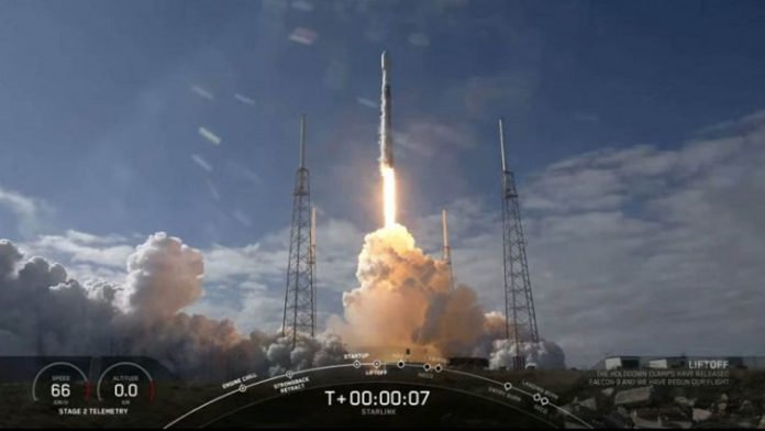 SpaceX Durdurulamıyor Mart Ayında 180 Starlink Uydusu Uzaya Gönderildi (120 Tane Daha Gidecek) SpaceX Durdurulamıyor: Mart Ayında 180 Starlink Uydusu Uzaya Gönderildi (120 Tane Daha Gidecek)