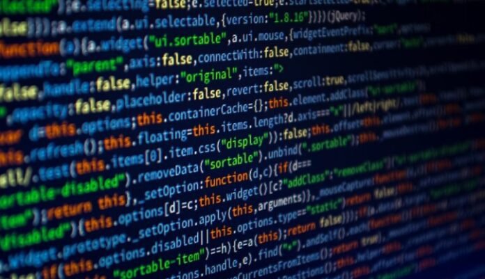 Kodlama Maratonu’nda başarılı gençler ipi göğüsledi Kodlama Maratonu’nda başarılı gençler ipi göğüsledi