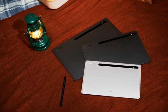 Samsung Galaxy Tab S8 serisinin gelecekten ilham alan tasarım hikâyesi!